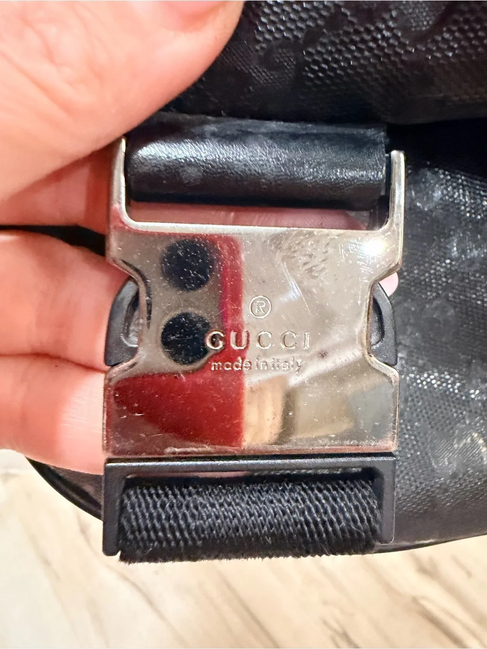 Gucci GG Imprimé Black Messenger Crossbody Bag 201732 + COA